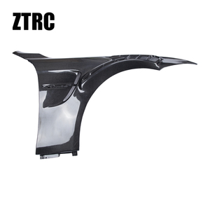 Kit carrosserie pour M3 F80 en fibre de carbone avec aérateurs latéraux avant et garde-boue avant - Product Image 3