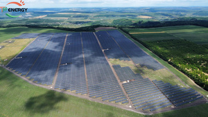 Topsky Photovoltaic <strong>System</strong> Projects -Moldova 100MW Large-Scale Commercial &amp; Industrial Off-Grid Hybrid <strong>Solar</strong> Energy <strong>System</strong> - Product Image 3
