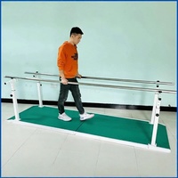 Équipement de thérapie à hauteur réglable de barre parallèle de réadaptation de dispositif d'entraînement de marche d'enfant adulte