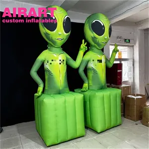 Figurines gonflables de décoration d'événement personnalisées, alien gonflable sur le thème de l'espace pour l'affichage