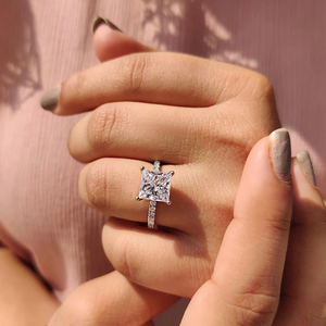 Bague en diamant de laboratoire magnifiquement conçue, reflétant l'amour véritable, éclatante, parfaite, bijoux élégants en provenance d'Inde - Product Image 4