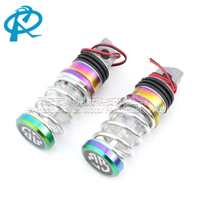 Reposapiés para Motocicleta, <span class=keywords><strong>Pedales</strong></span> Coloridos y Deslumbrantes de Aleación de Aluminio CNC, Reposapiés Decorativos Modificados para Motocicleta - Product Image 4