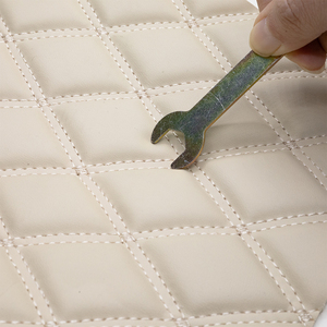 Kulit Sintetis <span class=keywords><strong>PVC</strong></span> Rexine Bordir Busa Terbaru untuk Pelapis Mobil, Kulit Imitasi Berlapis Busa Diamond untuk Karpet Mobil - Product Image 5