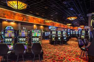 Tapis Axminster d'occasion 80% laine de Nouvelle-Zélande 20% nylon pour salle de jeux de casino, salle de poker, à vendre - Product Image 2