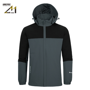 Manteau imperméable à capuche pour homme Aonesport, léger, en polyester, pour le printemps et l'automne, style streetwear - Product Image 1