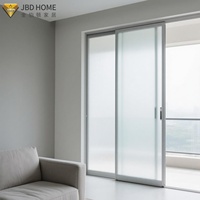 Partisi Aluminium Premium Desain Modern Kedap Suara Garansi 5 Tahun Bersertifikasi NFRC Tahan Benturan Badai Tahan Air Interior