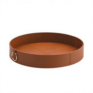 Plateau décoratif rond en cuir de luxe avec poignées en métal, design traditionnel pour la maison ou le bureau - Product Image 3