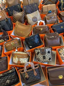 Bolso de Mano de Lujo para Mujer, Estilo Chic, Bolso de Trabajo Moderno, Mini Bolso de Mano con Diseño de Cuadros, Bolso de Hombro de Lujo para Mujer, Regalo - Product Image 3