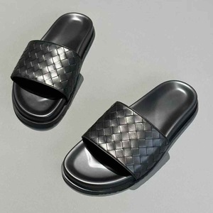Top Quality Summer <b>Slippers</b> Men Flat Sandals Luxury Best-selling Men's <b>slippers</b> - Product Image 3