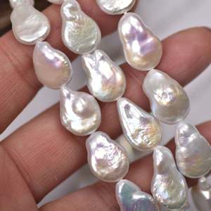 Perles d'eau douce naturelles baroques blanches WENCHI 1101, 11-12 mm, 38-40 cm, boutons irréguliers en vrac, travail manuel en cours - Product Image 5