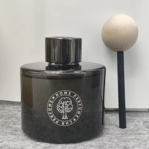 Diffuseur de parfum en verre pour tableau de bord de <span class=keywords><strong>voiture</strong></span> de luxe 2025, décoration, gadgets pour huiles essentielles en liquide - Product Image 3