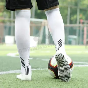 Chaussettes de sport à compression longue de haute qualité Chaussettes de sport antidérapantes Chaussettes de football pour jeunes