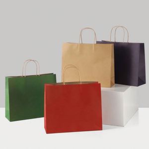 Sacs en papier kraft verticaux modernes personnalisés grand format avec impression sérigraphique - Emballage promotionnel pour la livraison de nourriture, les boutiques de cadeaux, les magasins de vêtements - Product Image 3