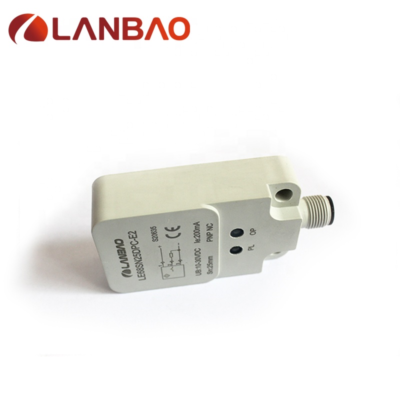 LANBAO квадратный LE68 серии Индуктивный датчик 15 мм 25 мм Диапазон 10-30vdc M12 тип разъема для суровой среде инженерных