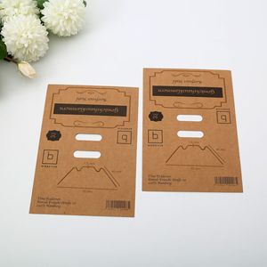 Étiquettes en papier kraft BENKSTEIN pour vêtements et accessoires, design personnalisé, impression offset, taille 95 mm - Product Image 1