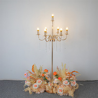 Lustre sur pied en or sur mesure, lampadaire LED blanc IP54 alimenté par courant alternatif pour la décoration de fond de lieux de mariage et de fêtes