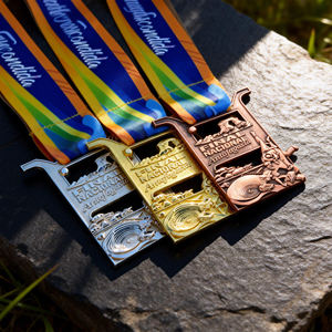 Logotipo personalizado en línea <span class=keywords><strong>de</strong></span> fabricante <span class=keywords><strong>de</strong></span> medallas y trofeos <span class=keywords><strong>de</strong></span> Guangzhou, medalla <span class=keywords><strong>de</strong></span> lucha <span class=keywords><strong>de</strong></span> plata antigua, oro, bronce para <span class=keywords><strong>la</strong></span> escuela - Product Image 1