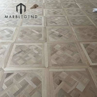 Plancher en bois carré classique avec motifs géométriques en forme de diamant Conception de carreaux de parquet