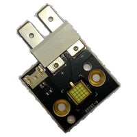 Puce de lumière de scène professionnelle 90W 7500-8000K LED blanche froide haute puissance pour lumière principale mobile et lampe DJ pour scène et performance