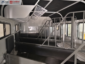 Remorque de transport de chevaux OEM 3 Horses Angle Load Deluxe avec espace de vie - Product Image 6