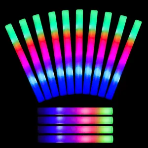 Grossista Multi Color OEM Logo Party Supplies tifo Rave Led Light Up Party Led Foam Stick con batteria