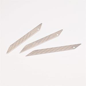 30 Degree 9mm Snap Off Carbon Steel Art <b>Knife</b> Blade <b>Utility</b> <b>Knife</b> 9mm Retractable Safety Snap Off <b>Knife</b> - Product Image 3