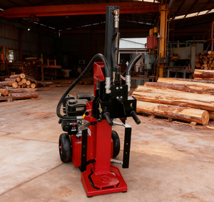 آلة تقطيع الأخشاب التي تعمل بالبنزين الأكثر مبيعًا بسعة 15/25/35 طن للاستخدام المنزلي، سهلة التشغيل وعالية الكفاءة. - Product Image 2