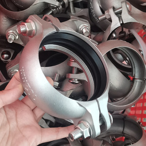304 Stainless Steel Polished Grooved <b>Pipe</b> Fittings Bend Tee <b>Clamp</b> Set Corrosion Resistant - Product Image 2
