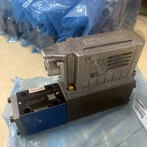 R901382312 4WRPEH6C3B12L-31/M/24A1 R901382313 R901382315 วาล์วควบคุมทิศทางแบบสัดส่วนสำหรับอุปกรณ์อุตสาหกรรม - Product Image 4