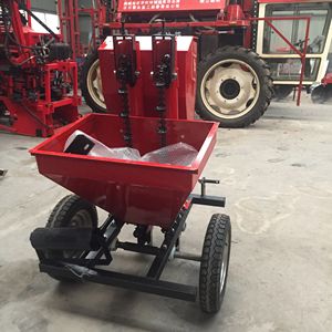 Plantadora de patatas y sembradora de patatas utilizada para tractor ambulante o cultivador eléctrico - Product Image 3