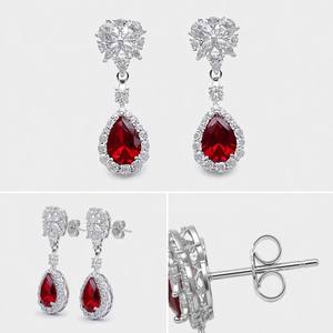 Eleganti Orecchini Pendenti a Fiore con Zirconi Rossi Taglio Pera, Gioielli Classici da Sposa per Donne - Product Image 5