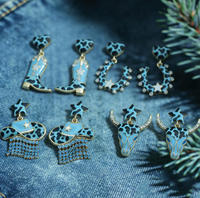 Boucles d'oreilles pendantes style western avec tête de bœuf en zircon, motif tête de bœuf, botte de cheval et fer à cheval, cadeau pour elle
