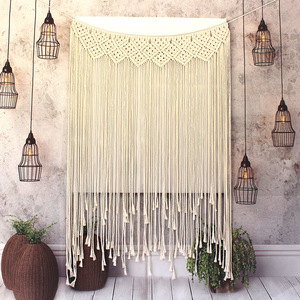 Colgante de pared de macramé, tapices de pared tejidos grandes Boho Algodón hecho a mano macramé telón de fondo decoración de pared para boda sala de estar dormitorio - Product Image 1