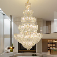 Grand lustre en cristal à 12 ampoules d'hôtel de luxe long et personnalisé pour escalier de salle de banquet de villa