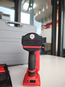 AKX Pistolet cloueur <span class=keywords><strong>sans</strong></span> <span class=keywords><strong>fil</strong></span> 10-30mm <span class=keywords><strong>Agrafeuse</strong></span> pour le travail du bois 1022/422/F30 Machine à clous d'encadrement de toiture électrique <span class=keywords><strong>sans</strong></span> <span class=keywords><strong>fil</strong></span> pour batterie de bricolage - Product Image 5