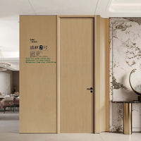 Porte intérieure en bois sur mesure avec finition carbone cristal sans peinture, service OEM ODM, différents styles, pour acheteurs mondiaux