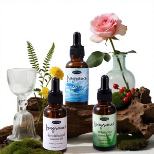 Olio Essenziale Aromaterapico Idrosolubile per Commercio Estero Transfrontaliero, 30ml, Fragranza Tè Bianco Oceanico e Sandalo, per Umidificatore - Product Image 1