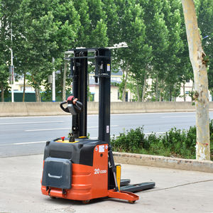 Beiqiang CDD10 2 tonnes grue gerbeur électrique batterie au plomb AWD 4.5 mètres de haut avec pattes latérales - Product Image 2