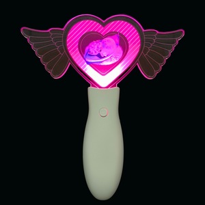 Barra Luminosa en Forma de Corazón con Alas, Logotipo Personalizado, Cuerpo de Plástico, para Accesorios de Animación en Conciertos - Product Image 5