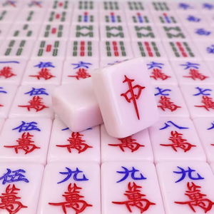Customized Modern Eco-Friendly Acrylic Mahjong Tiles Set Color Medium Large Size for <b>Entertainment</b> Use - Product Image 3