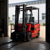 Chariot élévateur électrique certifié CE de 3,5 tonnes avec hauteur de levage de 3 m et mât renforcé pour les opérations d'entrée de marchandises dans les grands entrepôts