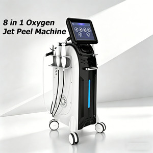 Appareil professionnel ODM 8 en 1 de peeling à l'eau et à l'oxygène pour la récupération des peaux endommagées par le soleil, machine de peeling à jet d'eau et d'oxygène - Product Image 1