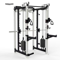 Máquina Smith Tornado Fitness, Estación Multifuncional con Cable, Entrenador Funcional, Rack de Entrenamiento Integrado de Ocho Columnas, Acero, Uso Comercial