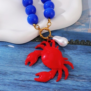 Collar con colgante <span class=keywords><strong>de</strong></span> cangrejo rojo con cuentas azules <span class=keywords><strong>de</strong></span> resina, gargantilla estilo océano para mujer, joyería <span class=keywords><strong>de</strong></span> playa <span class=keywords><strong>de</strong></span> verano - Product Image 3