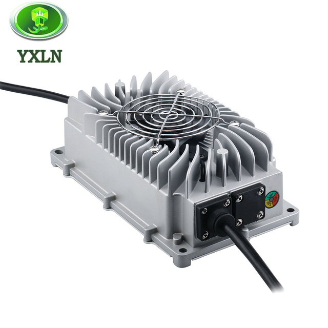 Factory Portable Waterproof 12v 25a Lead Acid Charger 14.6v 25a Lifepo4 Battery Charger Ip67 100ah to 200ah