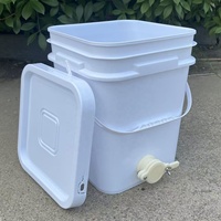Seau de décantation carré en plastique de qualité alimentaire avec robinet à miel, réservoir à miel d'apiculture avec couvercle