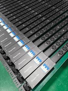 PDU 12พอร์ต C19 C13ที่ถอดได้มีการทำเหมืองพลังงานสูงพร้อมเบรกเกอร์100A 125A แต่ละพอร์ตมีหน่วยกระจายพลังงานแบบล็อค PDU - Product Image 5
