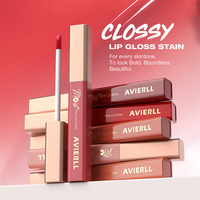 Gloss à lèvres effet miroir, waterproof, hydratant, longue tenue, formule liquide transparente, vegan, pour des lèvres brillantes et pulpeuses.