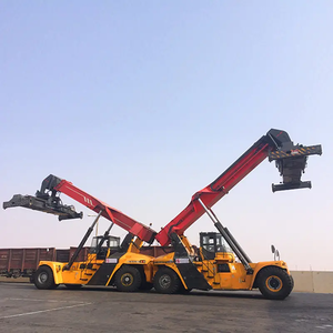 Maquinaria logística 35t Reach Stacker con altura de elevación máxima de 13910 mm Listo para enviar - Product Image 3