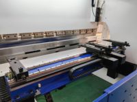 Presse plieuse hydraulique CNC 110T2500 avec commande DA66T 6+1 axes pour le pliage industriel de tôles